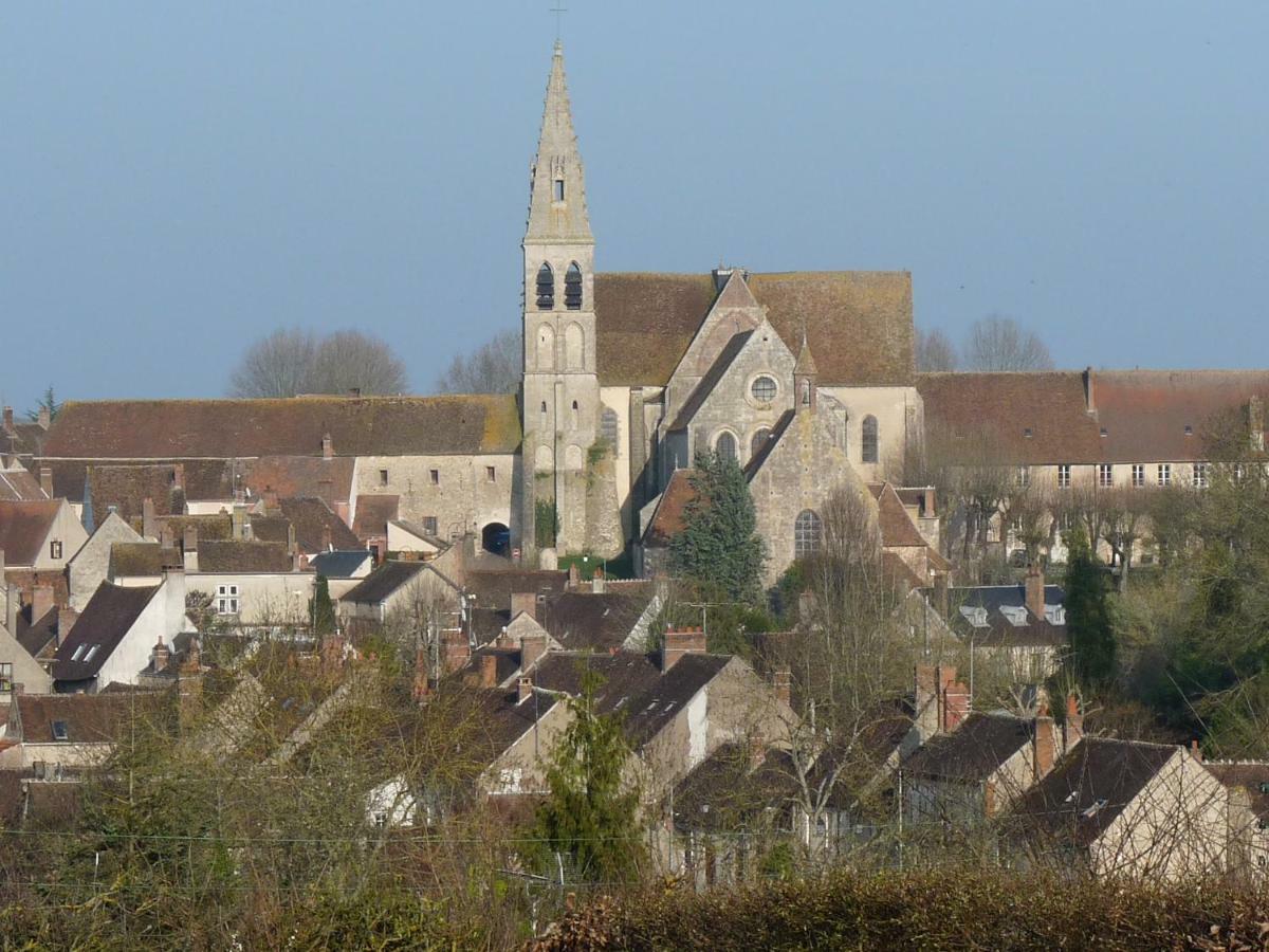 Logis Hotel Restaurant De L'Abbaye Ferrieres-en-Gatinais Buitenkant foto